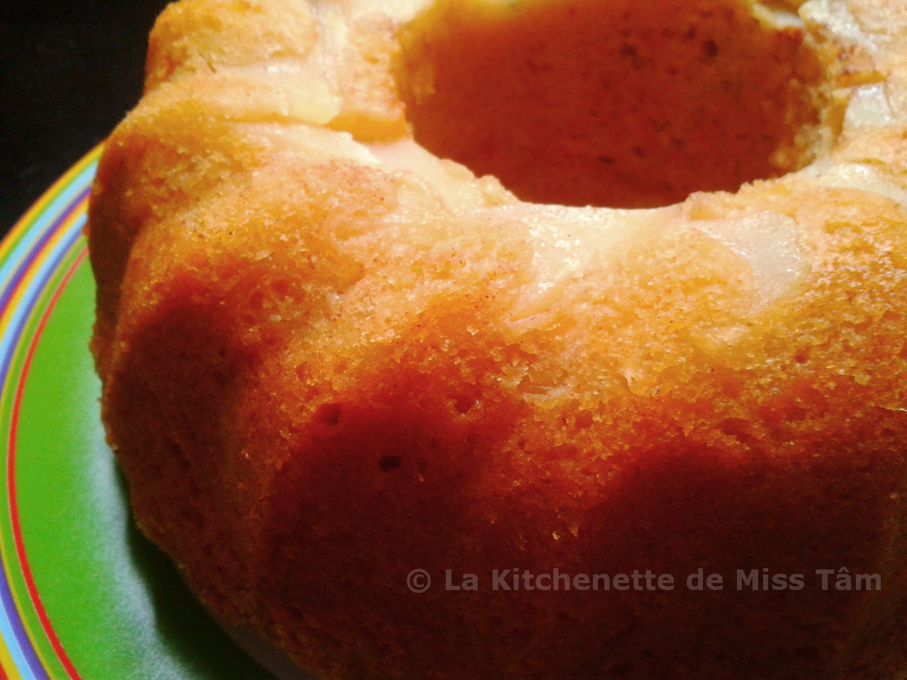 Gâteau moelleux aux pommes et à la cannelle - La kitchenette de Miss Tâm